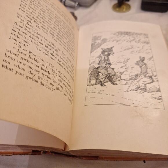 Uncle Remus & his Friends - Joel Chandler Harris - HC Some Damage - Picture 6 of 6